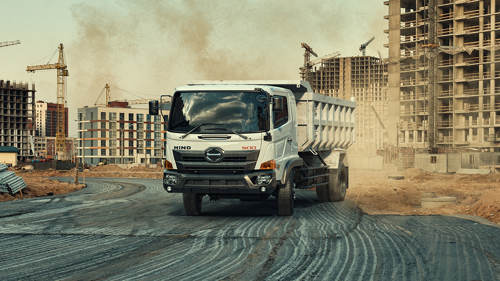 Dealer Hino Batam | Hino 136 MDLR Truk Andalan Bisnis